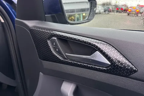 BJ69FFG Volkswagen T-Cross 1.0 TSI 115 SEL 5d | Heated Seats | Rear Camera Thumbnail #22