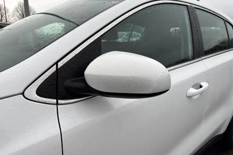 RV68XTF Kia Sportage 1.6 GDi 1 Euro 6 (s/s) 5dr Thumbnail #29