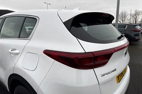 RV68XTF Kia Sportage 1.6 GDi 1 Euro 6 (s/s) 5dr Thumbnail #31