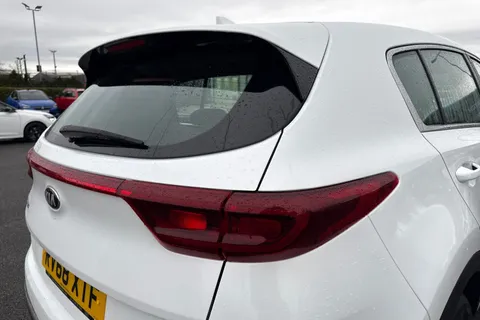 RV68XTF Kia Sportage 1.6 GDi 1 Euro 6 (s/s) 5dr Thumbnail #32