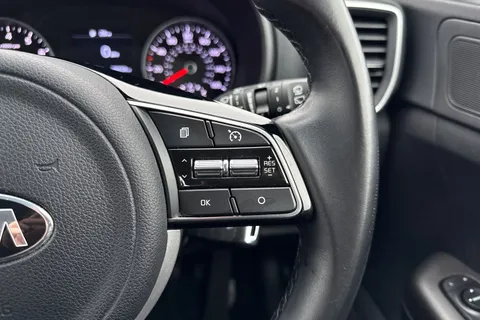 RV68XTF Kia Sportage 1.6 GDi 1 Euro 6 (s/s) 5dr Thumbnail #39