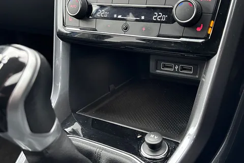 BJ69FFG Volkswagen T-Cross 1.0 TSI 115 SEL 5d | Heated Seats | Rear Camera Thumbnail #35