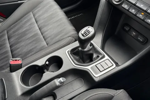 RV68XTF Kia Sportage 1.6 GDi 1 Euro 6 (s/s) 5dr Thumbnail #54