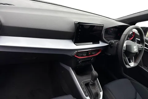 15 of 43 for SEAT Arona 1.0 TSI FR DSG Euro 6 (s/s) 5dr