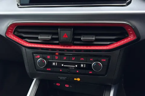 22 of 43 for SEAT Arona 1.0 TSI FR DSG Euro 6 (s/s) 5dr