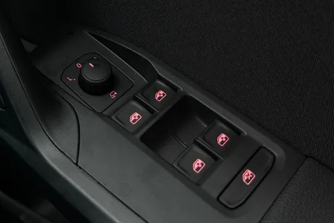 35 of 43 for SEAT Arona 1.0 TSI FR DSG Euro 6 (s/s) 5dr