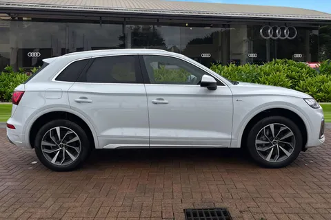 DC23BXM Audi Q5 S line 40 TDI quattro 204 PS S tronic Thumbnail #4