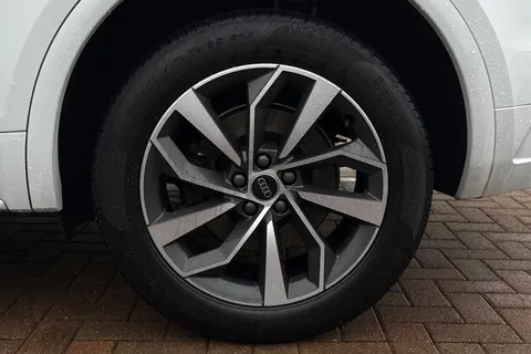 DC23BXM Audi Q5 S line 40 TDI quattro 204 PS S tronic Thumbnail #14