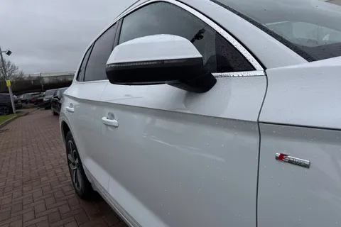 DC23BXM Audi Q5 S line 40 TDI quattro 204 PS S tronic Thumbnail #28