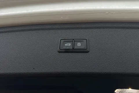 DC23BXM Audi Q5 S line 40 TDI quattro 204 PS S tronic Thumbnail #41