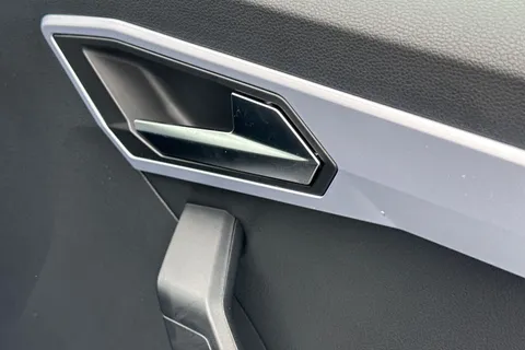 KS75TOV SEAT Ibiza 1.0 TSI FR Sport DSG Euro 6 (s/s) 5dr Thumbnail #21