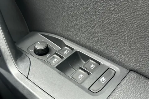 KS75TOV SEAT Ibiza 1.0 TSI FR Sport DSG Euro 6 (s/s) 5dr Thumbnail #29