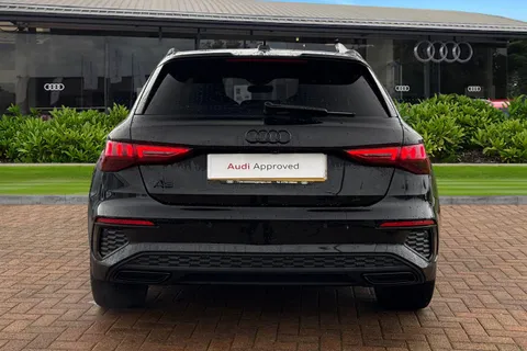 BT73SJX Audi A3 Black Edition 35 TFSI  150 PS S tronic Thumbnail #4