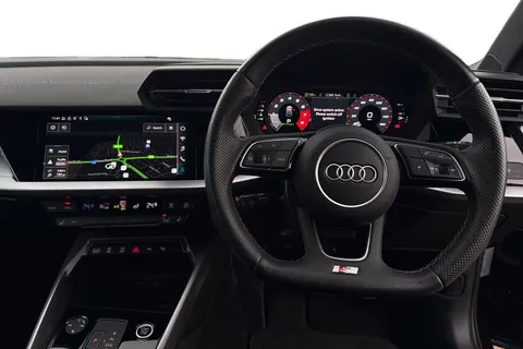 BT73SJX Audi A3 Black Edition 35 TFSI  150 PS S tronic Thumbnail #17