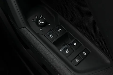 BT73SJX Audi A3 Black Edition 35 TFSI  150 PS S tronic Thumbnail #37