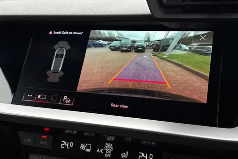 BT73SJX Audi A3 Black Edition 35 TFSI  150 PS S tronic Thumbnail #39