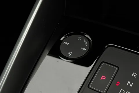 BT73SJX Audi A3 Black Edition 35 TFSI  150 PS S tronic Thumbnail #44