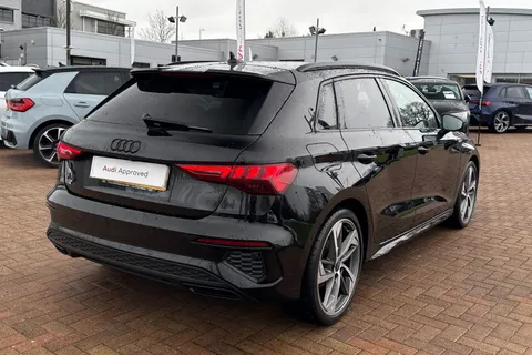 BT73SJX Audi A3 Black Edition 35 TFSI  150 PS S tronic Thumbnail #58