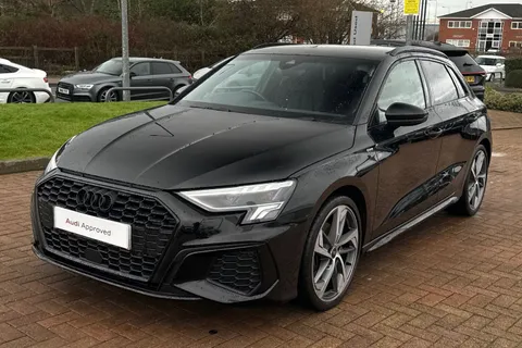 BT73SJX Audi A3 Black Edition 35 TFSI  150 PS S tronic Thumbnail #60