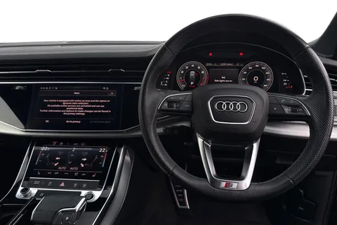 18 of 62 for Audi Q7 S line 55 TFSI quattro 340 PS tiptronic