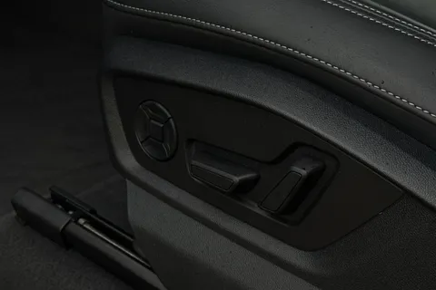 31 of 62 for Audi Q7 S line 55 TFSI quattro 340 PS tiptronic