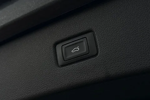 33 of 62 for Audi Q7 S line 55 TFSI quattro 340 PS tiptronic