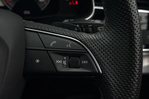 36 of 62 for Audi Q7 S line 55 TFSI quattro 340 PS tiptronic