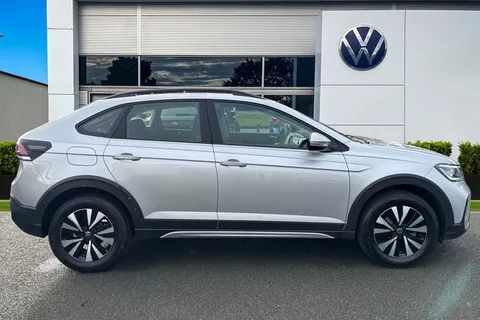 DF25AOS Volkswagen Taigo 1.0 TSI Life DSG Euro 6 (s/s) 5dr Thumbnail #3