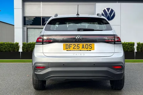 DF25AOS Volkswagen Taigo 1.0 TSI Life DSG Euro 6 (s/s) 5dr Thumbnail #4