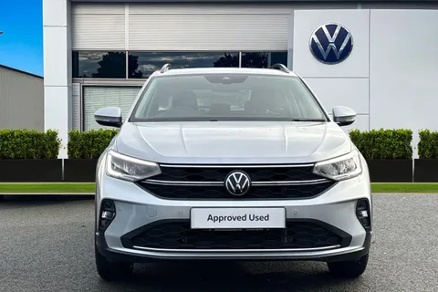 DF25AOS Volkswagen Taigo 1.0 TSI Life DSG Euro 6 (s/s) 5dr Thumbnail #6