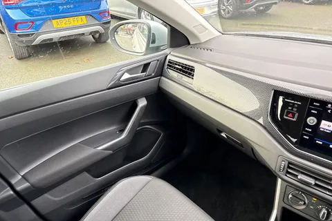 DF25AOS Volkswagen Taigo 1.0 TSI Life DSG Euro 6 (s/s) 5dr Thumbnail #20