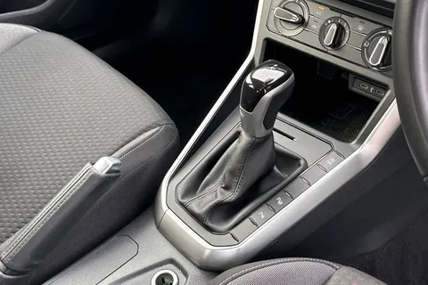 DF25AOS Volkswagen Taigo 1.0 TSI Life DSG Euro 6 (s/s) 5dr Thumbnail #23