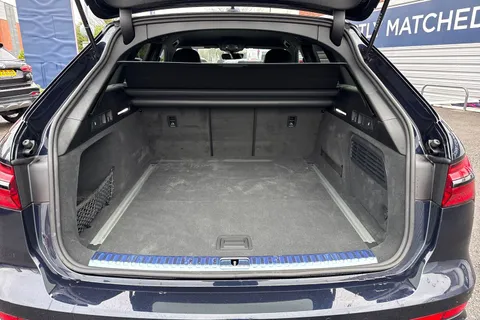 PJ75KWT Audi A6 Avant Avant Black Edition 40 TFSI  204 PS S tronic Thumbnail #6