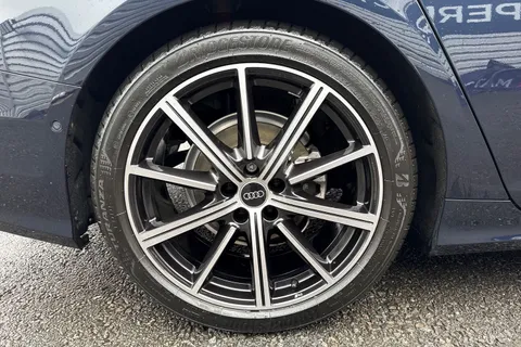 PJ75KWT Audi A6 Avant Avant Black Edition 40 TFSI  204 PS S tronic Thumbnail #11