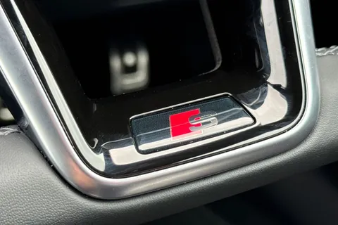 PJ75KWT Audi A6 Avant Avant Black Edition 40 TFSI  204 PS S tronic Thumbnail #44