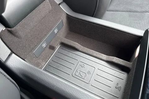 PJ75KWT Audi A6 Avant Avant Black Edition 40 TFSI  204 PS S tronic Thumbnail #58