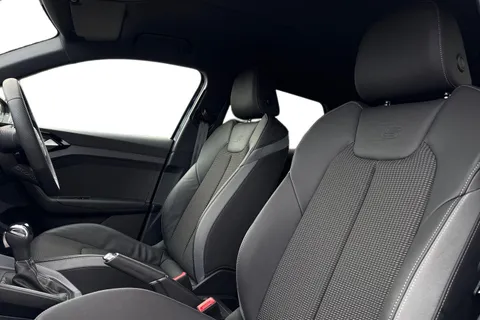 KR25YJH Audi A1 S line 30 TFSI  116 PS S tronic Thumbnail #16