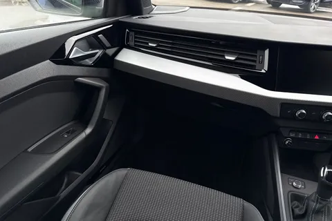 KR25YJH Audi A1 S line 30 TFSI  116 PS S tronic Thumbnail #20