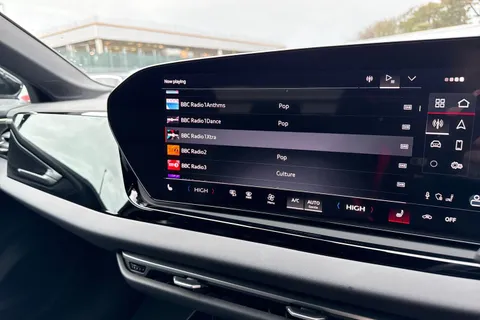  Audi A5 2.0 TDI S line Saloon S Tronic Euro 6 (s/s) 5dr Thumbnail #36