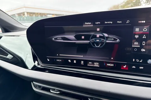  Audi A5 2.0 TDI S line Saloon S Tronic Euro 6 (s/s) 5dr Thumbnail #39