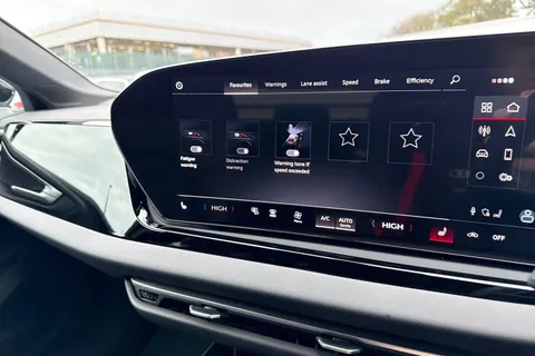  Audi A5 2.0 TDI S line Saloon S Tronic Euro 6 (s/s) 5dr Thumbnail #41