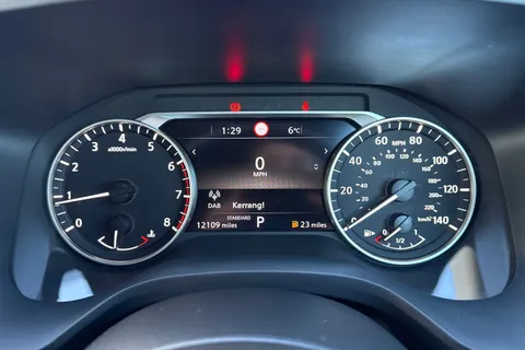 MM72GYX Nissan Qashqai 1.3 DIG-T MHEV Acenta Premium XTRON Euro 6 (s/s) 5dr Thumbnail #36