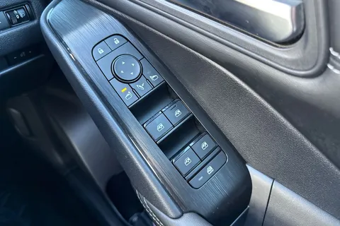 MM72GYX Nissan Qashqai 1.3 DIG-T MHEV Acenta Premium XTRON Euro 6 (s/s) 5dr Thumbnail #42