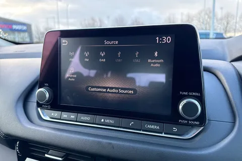 MM72GYX Nissan Qashqai 1.3 DIG-T MHEV Acenta Premium XTRON Euro 6 (s/s) 5dr Thumbnail #46