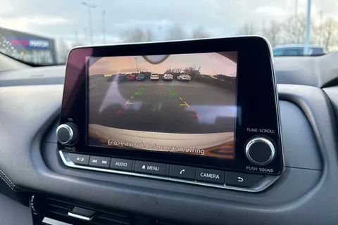 MM72GYX Nissan Qashqai 1.3 DIG-T MHEV Acenta Premium XTRON Euro 6 (s/s) 5dr Thumbnail #49