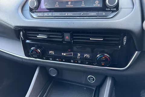 MM72GYX Nissan Qashqai 1.3 DIG-T MHEV Acenta Premium XTRON Euro 6 (s/s) 5dr Thumbnail #50