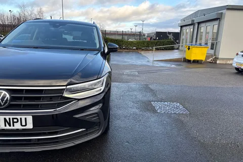 PF22NPU Volkswagen Tiguan 1.5 TSI Life DSG Euro 6 (s/s) 5dr Thumbnail #26