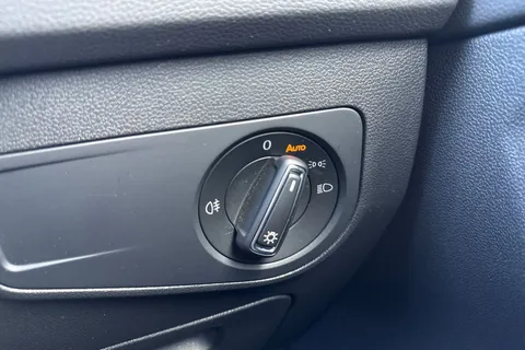 PF22NPU Volkswagen Tiguan 1.5 TSI Life DSG Euro 6 (s/s) 5dr Thumbnail #42