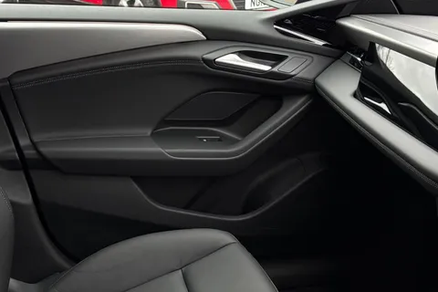 DC25FMY Audi A6 E-Tron Avant 83kWh Sport Auto 5dr Thumbnail #21