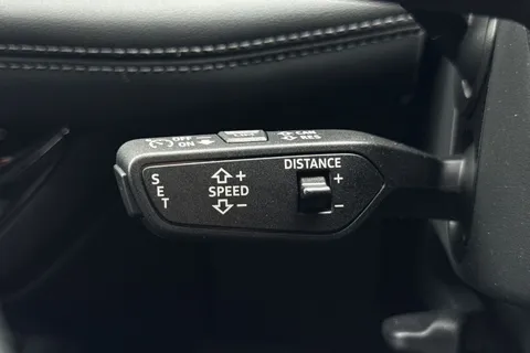 DC25FMY Audi A6 E-Tron Avant 83kWh Sport Auto 5dr Thumbnail #48